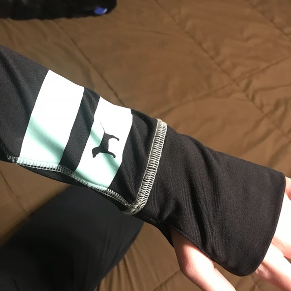 Victoria Secret Pink Sweatshirt - Picture 5 of 6